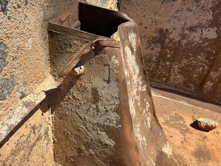 1993-kenworth-t450-image-16