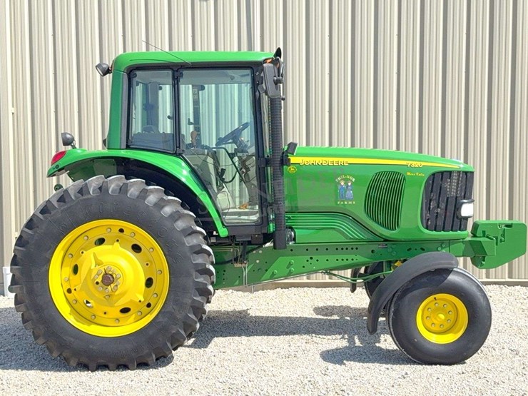 2004-john-deere-7320-image-3