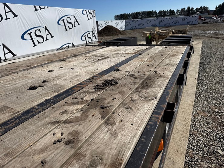 2018-massey-ferguson-8-image-14