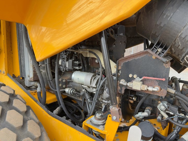 2008-jcb-vibromax-vm75d-image-13