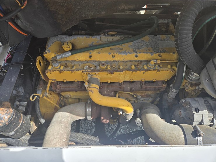 caterpillar-3116-image-16