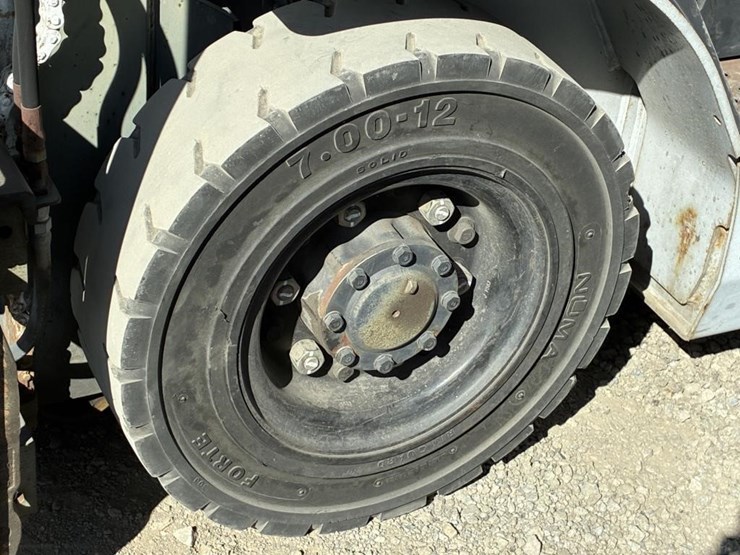 2007-nissan-mplf2025lv-forklift-image-8