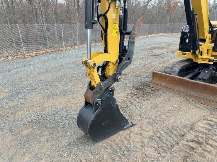 2022-caterpillar-306-image-13