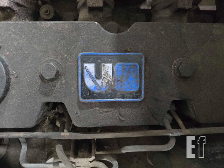 1994-freightliner-fl70-image-16