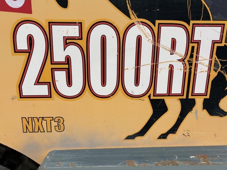 2012-mustang-2500rt-image-11