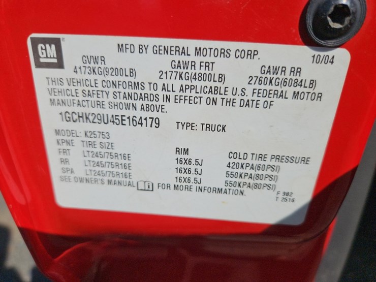 2005-chevrolet-2500hd-image-21