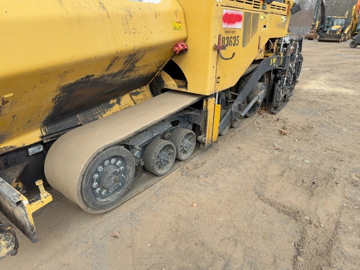 2013-caterpillar-ap-1055e-image-12