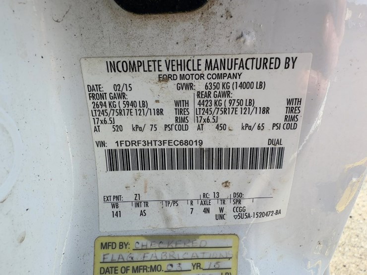 2015-ford-f350-xl-image-25