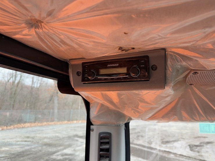 2019-doosan-dx85r-3-image-28