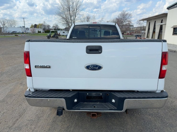 2004-ford-f150-xl-image-4