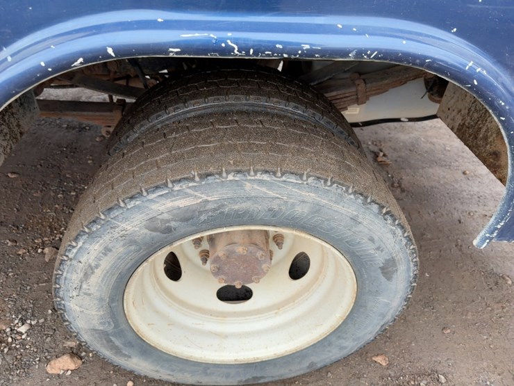 2012-ford-f450-xl-image-10