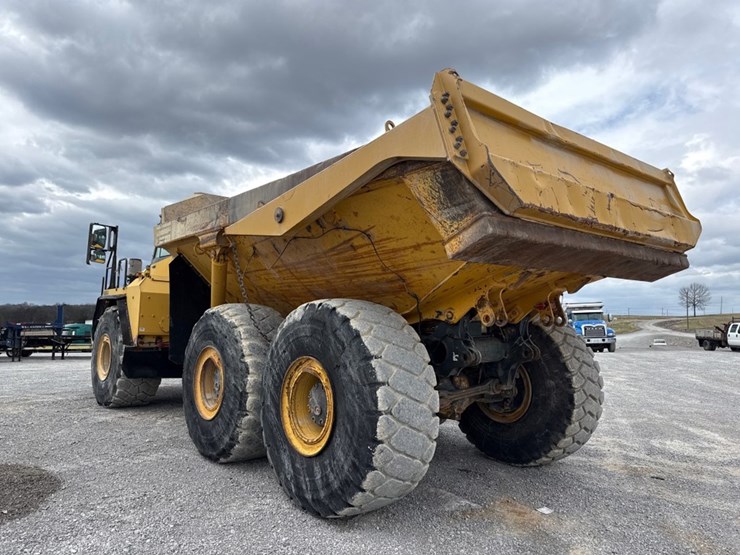 2007-komatsu-hm400-2-image-4