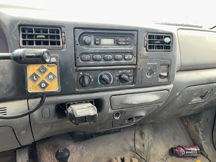 2002-ford-f350-image-16