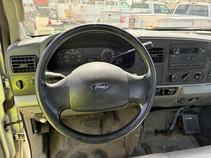 2005-ford-f250-image-12