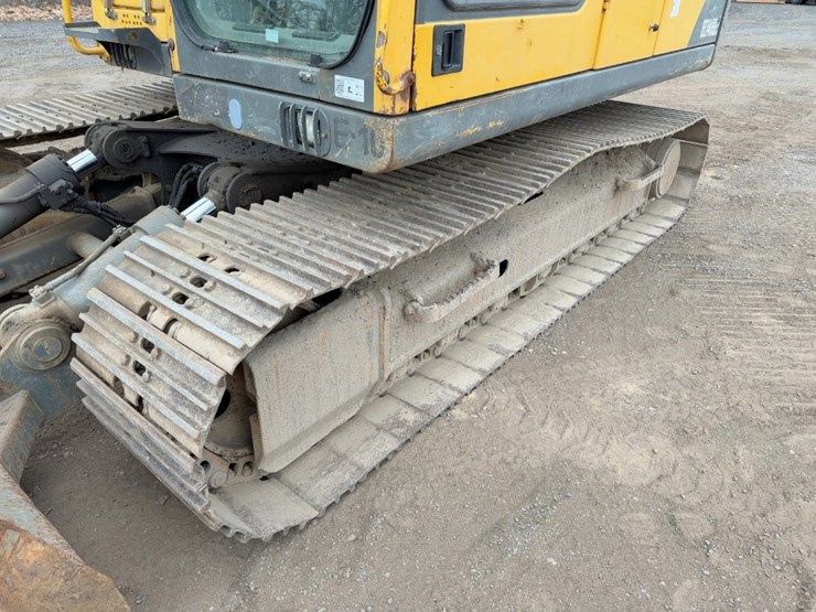 2006-volvo-ec140b-lc-image-32