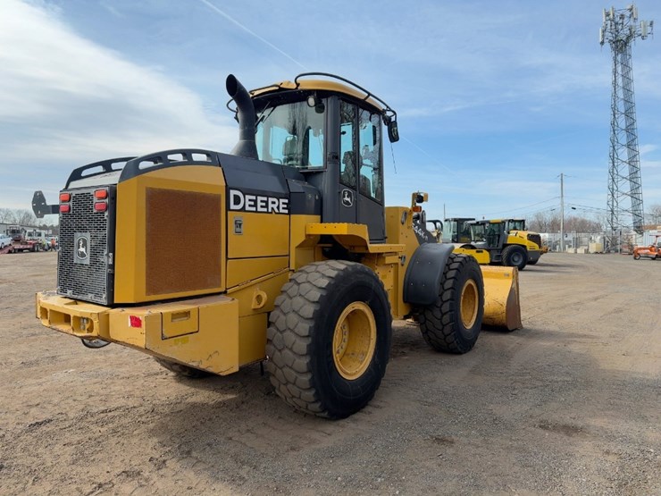 2018-deere-544k-image-5