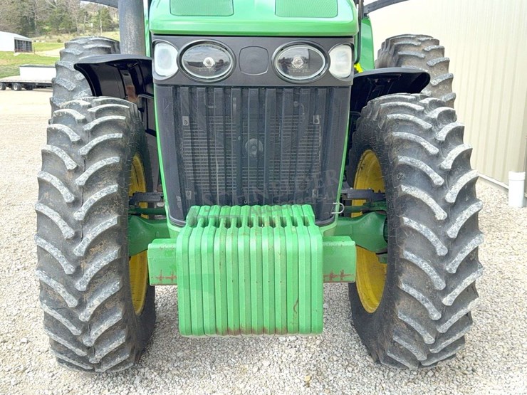 john-deere-200-image-9