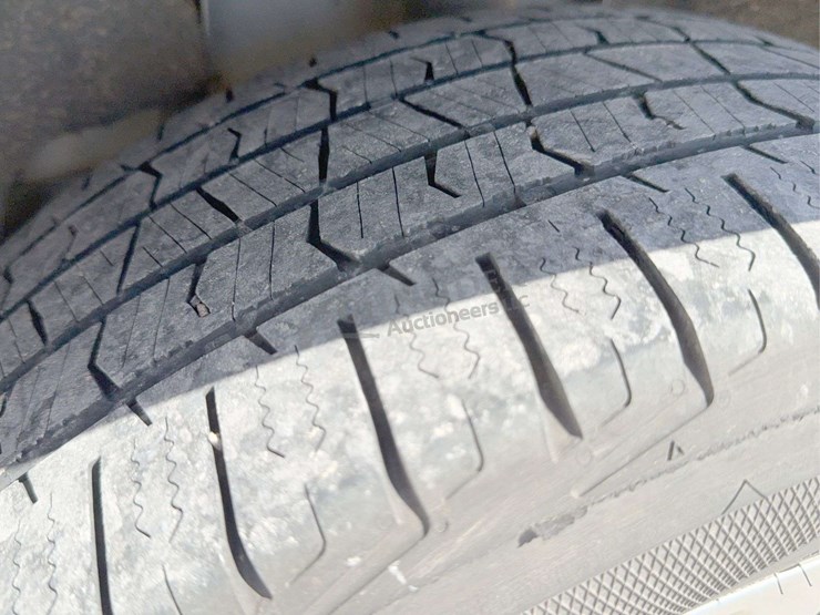 2014-ford-escape-titanium-image-58