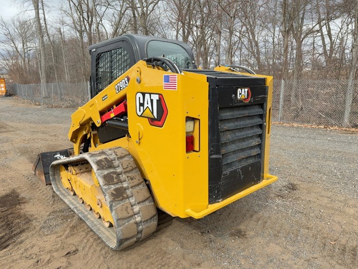2023-caterpillar-279d3-image-3