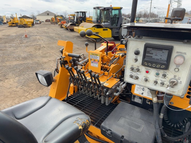 2018-leeboy-8500d-image-28