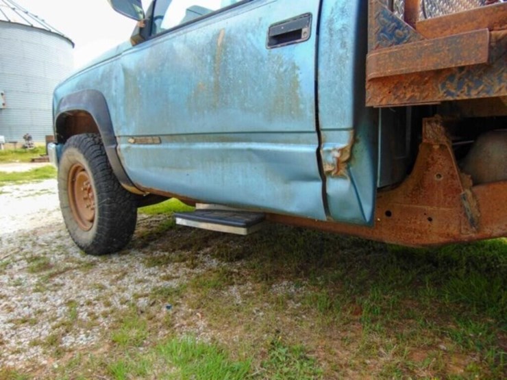 1989-chevrolet-2500-image-15