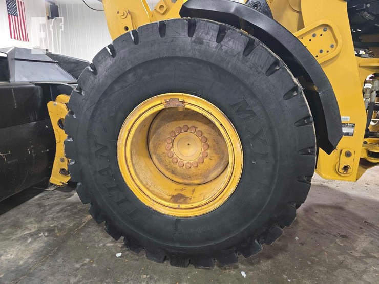 2014-caterpillar-924k-image-25