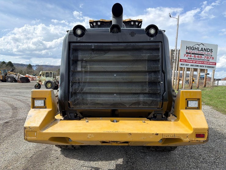 2021-caterpillar-966m-image-6