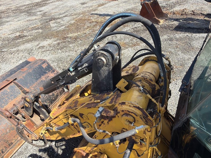 caterpillar-924g-image-18