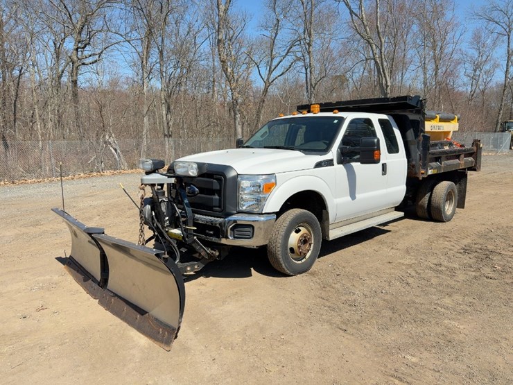 2014-ford-f350-xl-image-1