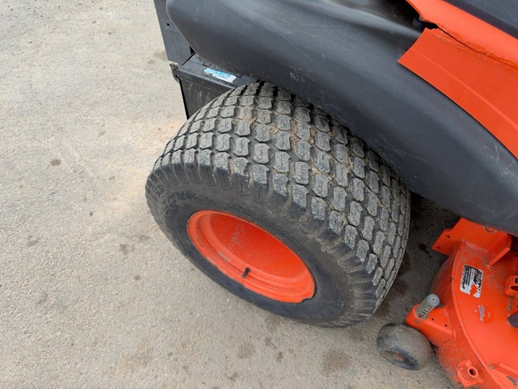 kubota-zd321-image-7