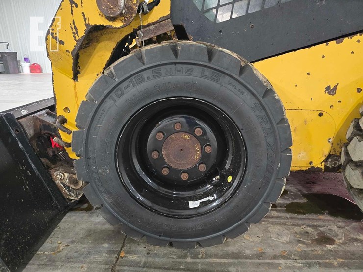 2021-caterpillar-226d3-image-25