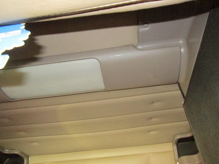 2008-peterbilt-389-image-35