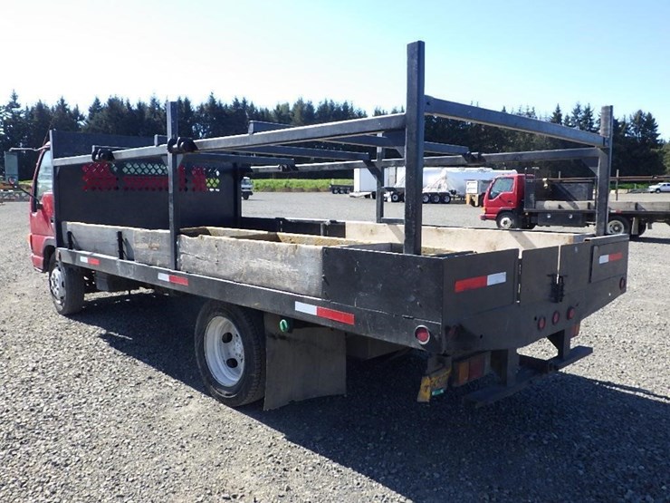 2004-isuzu-nqr-image-7