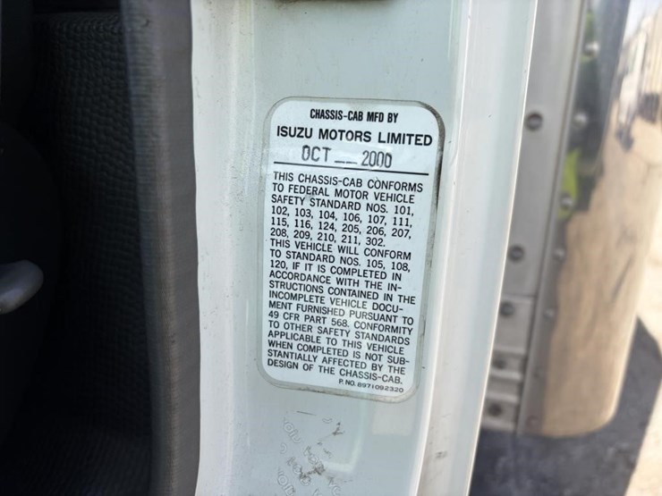 2001-gmc-w4500-image-17