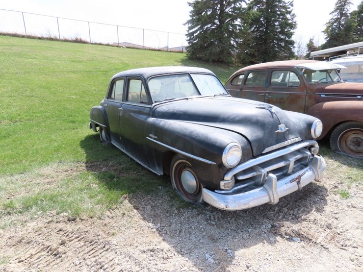 1951-plymouth-cambridge-4dr-sedan-for-parts-image-1