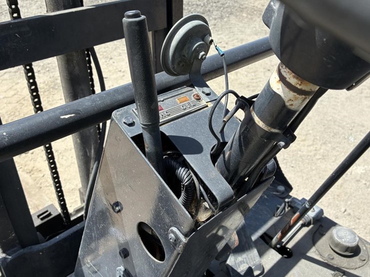 caterpillar-gp18k-image-13