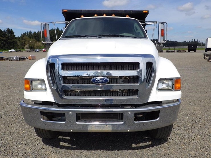 2015-ford-f750-image-2