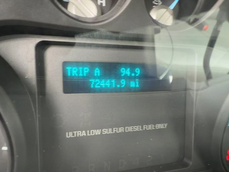 2013-ford-f750-xl-image-28