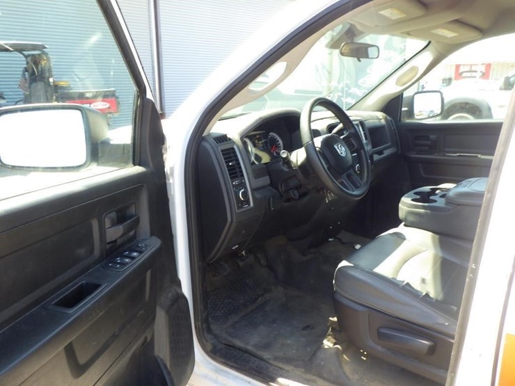 2014-dodge-1500-image-5