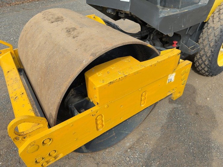 2016-bomag-bw124dh-40-image-9