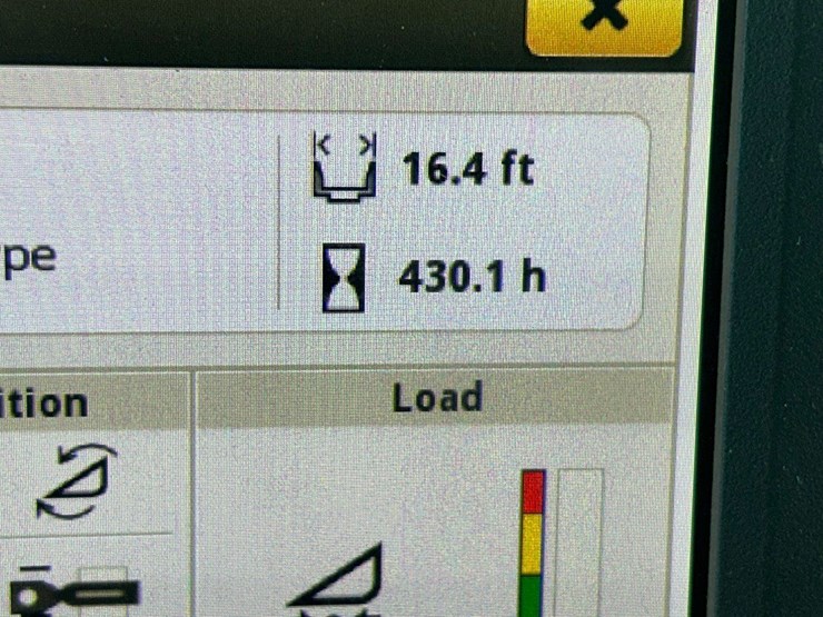 2022-john-deere-w235m-image-32