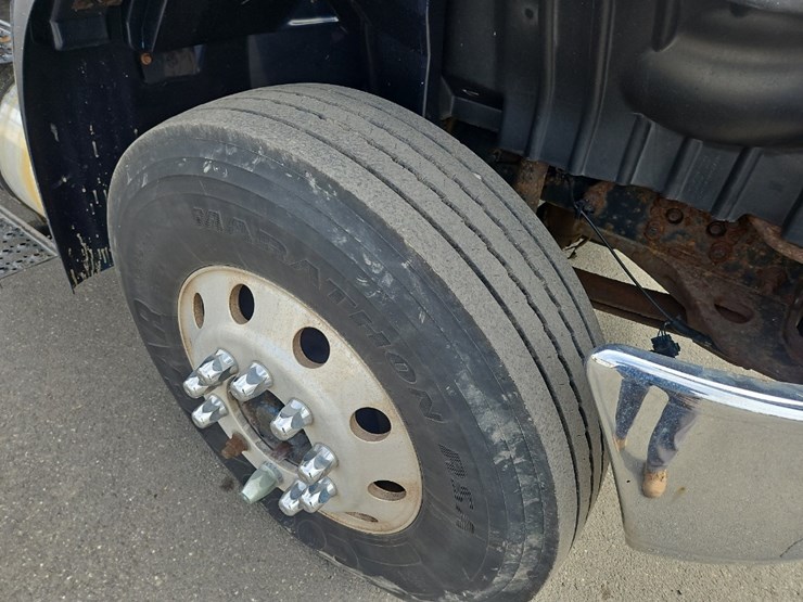 2009-international-durastar-4300-image-11