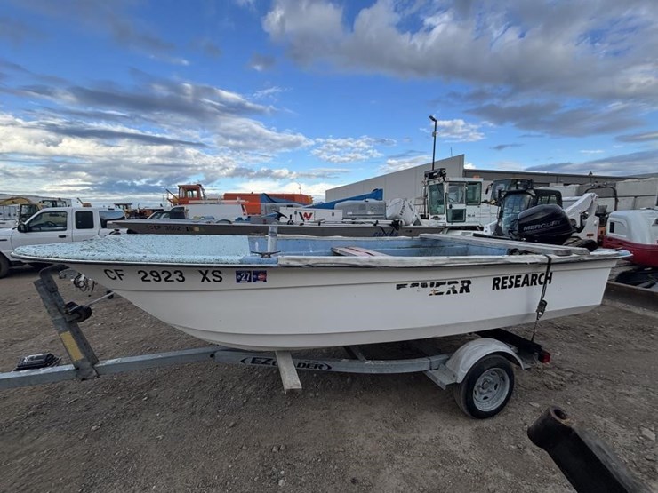 1988-livingston-boat-&-trailer-image-5