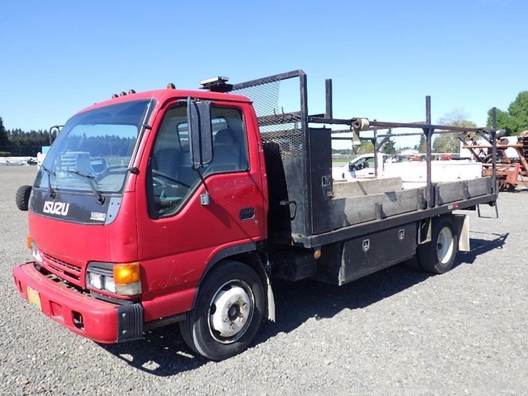 1999-isuzu-nqr-image-1