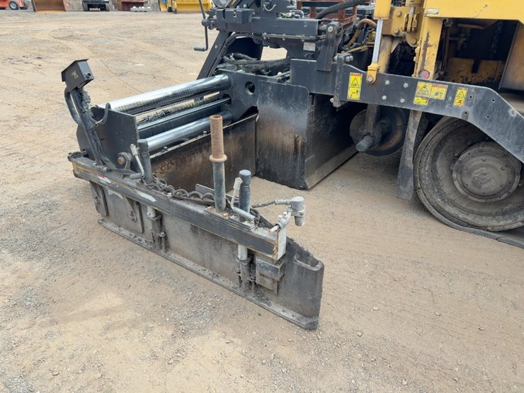 2010-caterpillar-ap-555e-image-22