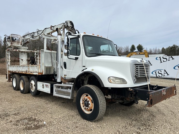 2010-massey-ferguson-8-image-7