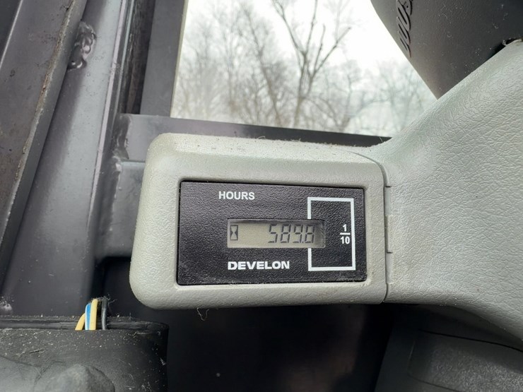 2019-doosan-dx85r-3-image-33