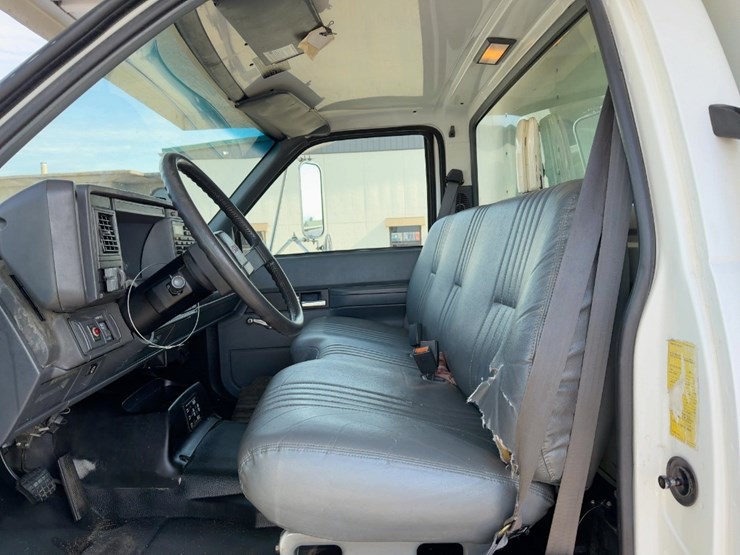 2001-caterpillar-3126-image-26