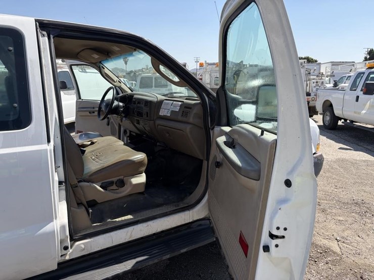 2004-ford-f250-image-9