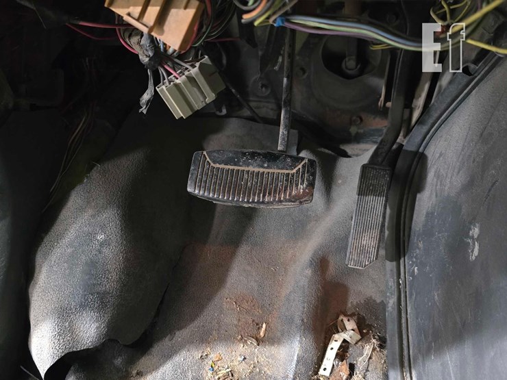 1994-ford-e350-image-11